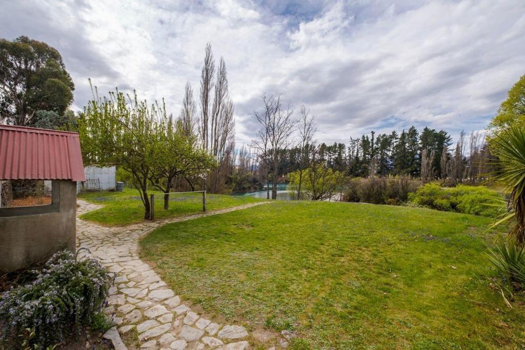 Wanaka Stone Cottage - Wanaka Holiday Home Exterior foto