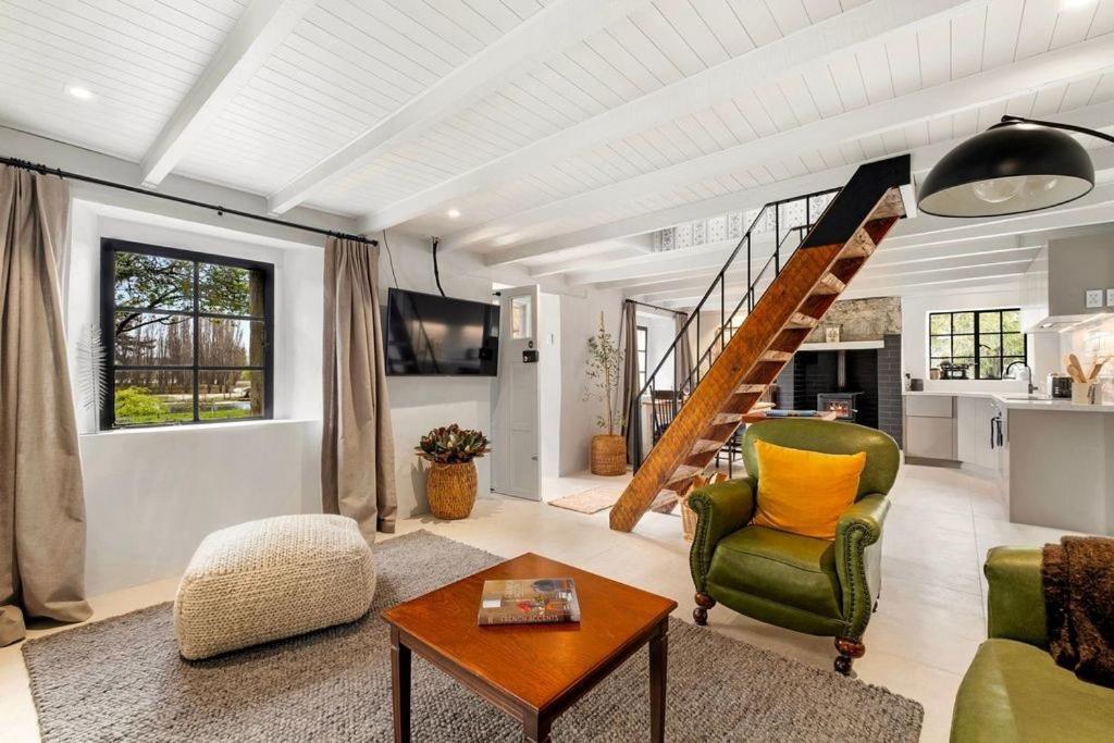 Wanaka Stone Cottage - Wanaka Holiday Home Exterior foto